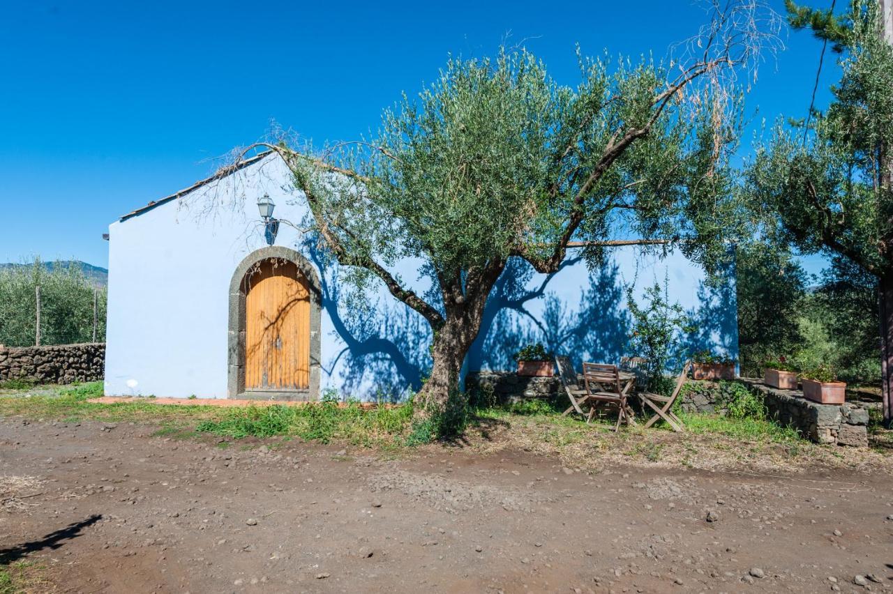 Terrazze Dell'Etna - Country Rooms And Apartments Рандацо Екстериор снимка