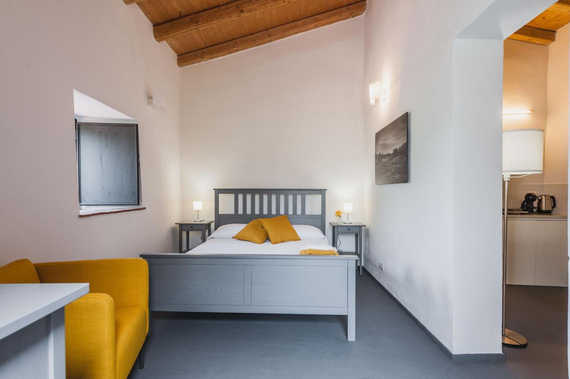 Terrazze Dell'Etna - Country Rooms And Apartments Рандацо Екстериор снимка