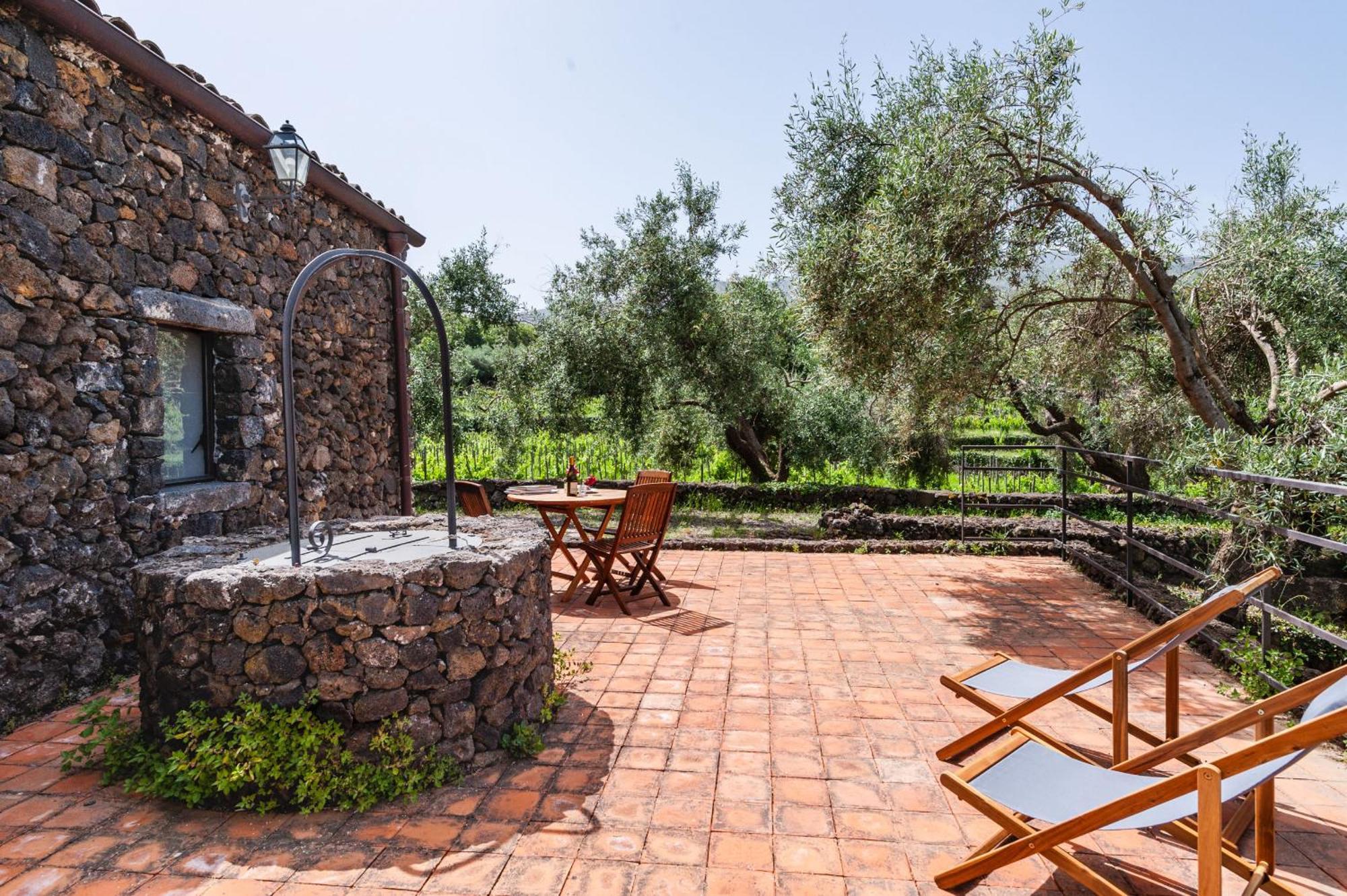 Terrazze Dell'Etna - Country Rooms And Apartments Рандацо Екстериор снимка