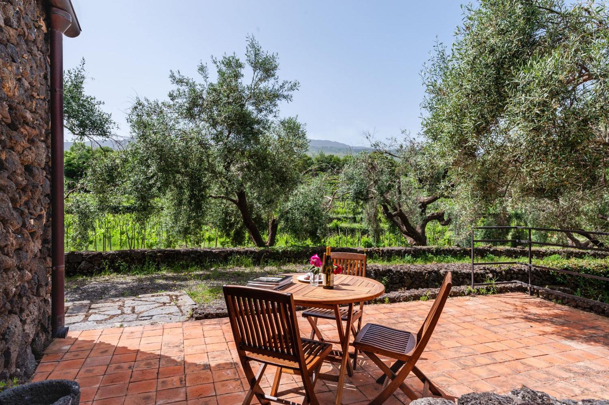 Terrazze Dell'Etna - Country Rooms And Apartments Рандацо Екстериор снимка